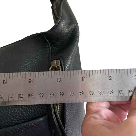 ELLIOTT LUCCA Black Leather Shoulder/Hobo Bag - Picture 12 of 14